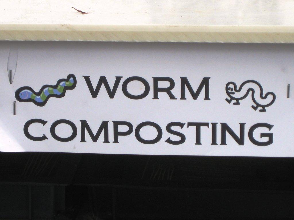 worm_composting.jpg